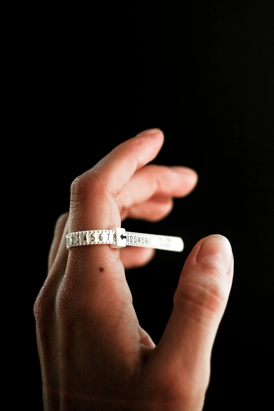 Gold ring sizing