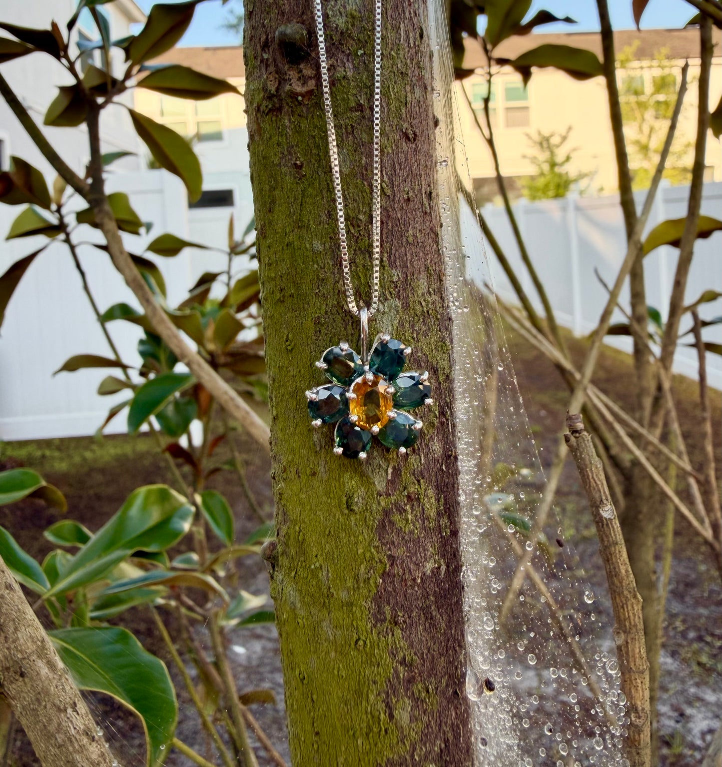 Flower pendant